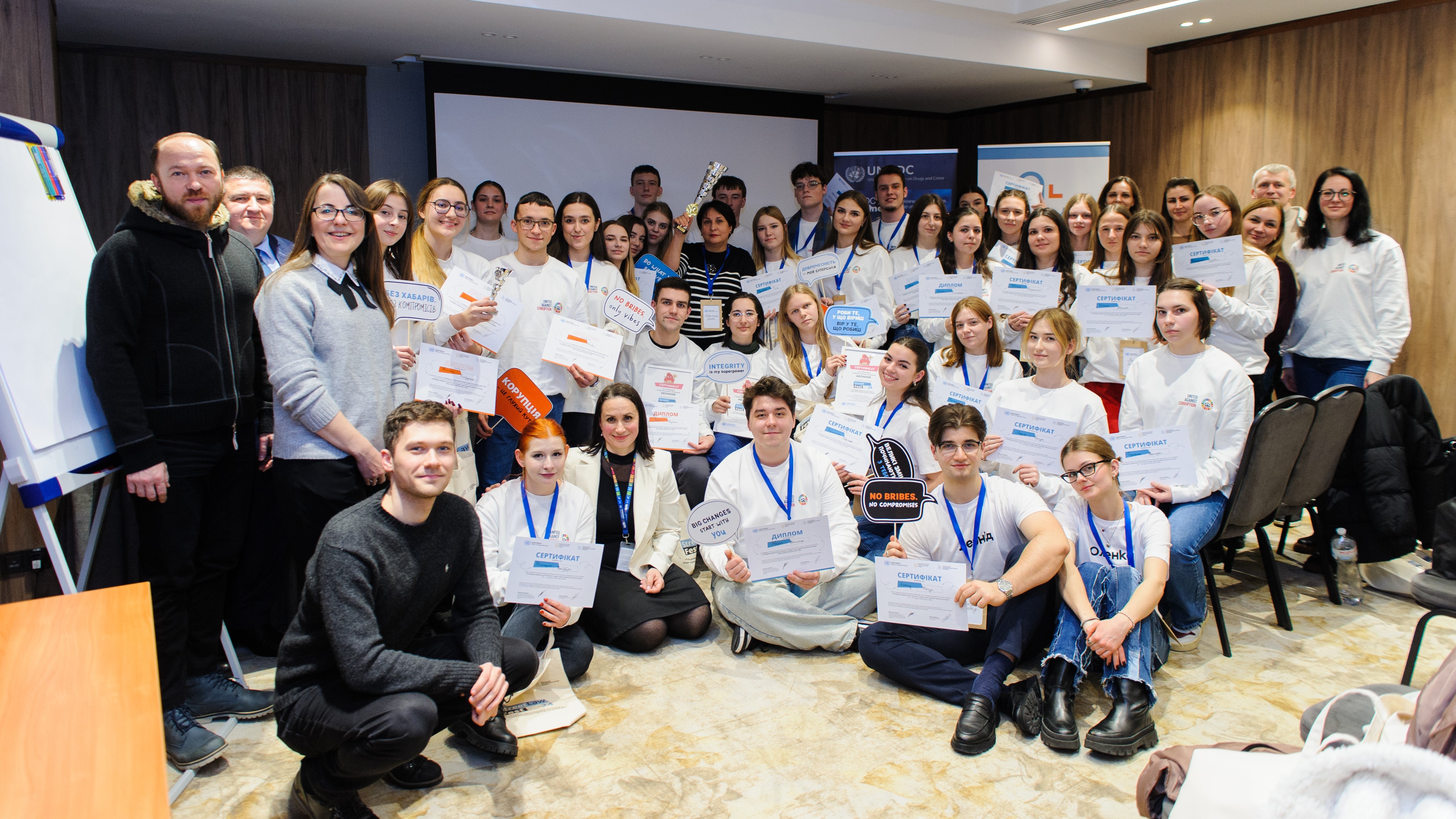 alt text is missing alt text is missing