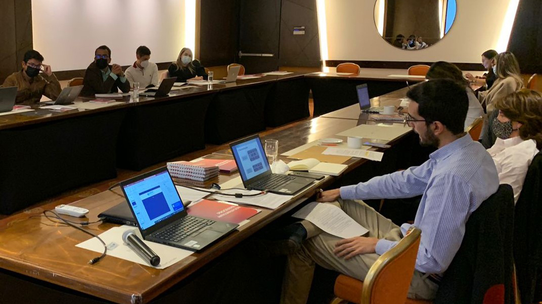 alt text is missing alt text is missing